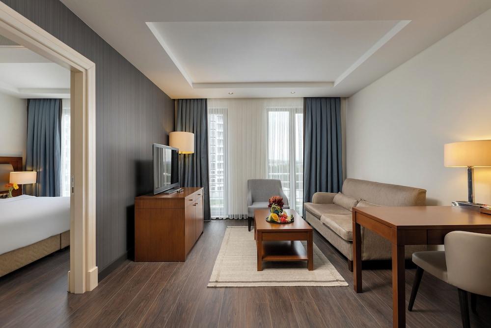 Miracle Istanbul Asia Airport Hotel & Spa Room Type - Deluxe Room