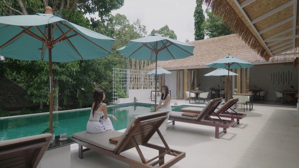 Baan Kao Hua Jook