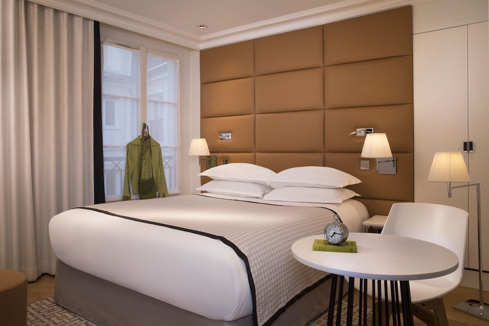 Hotel R de Paris Room Type - Classic Room