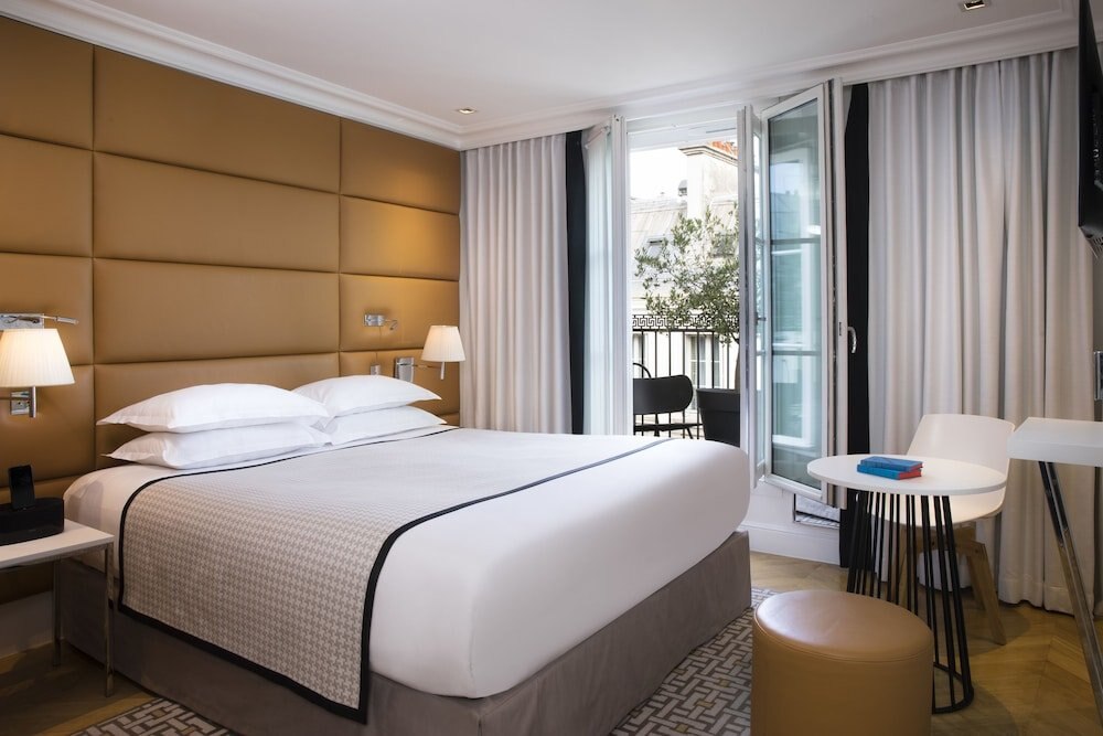 Hotel R de Paris Room Type - Executive Room (Spa access included)
