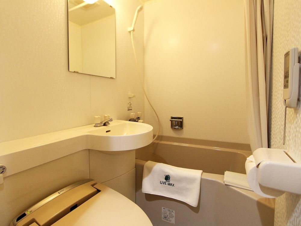 Hotel Live Max Budget - Tokyo Hamura Station - Tap to explore photos