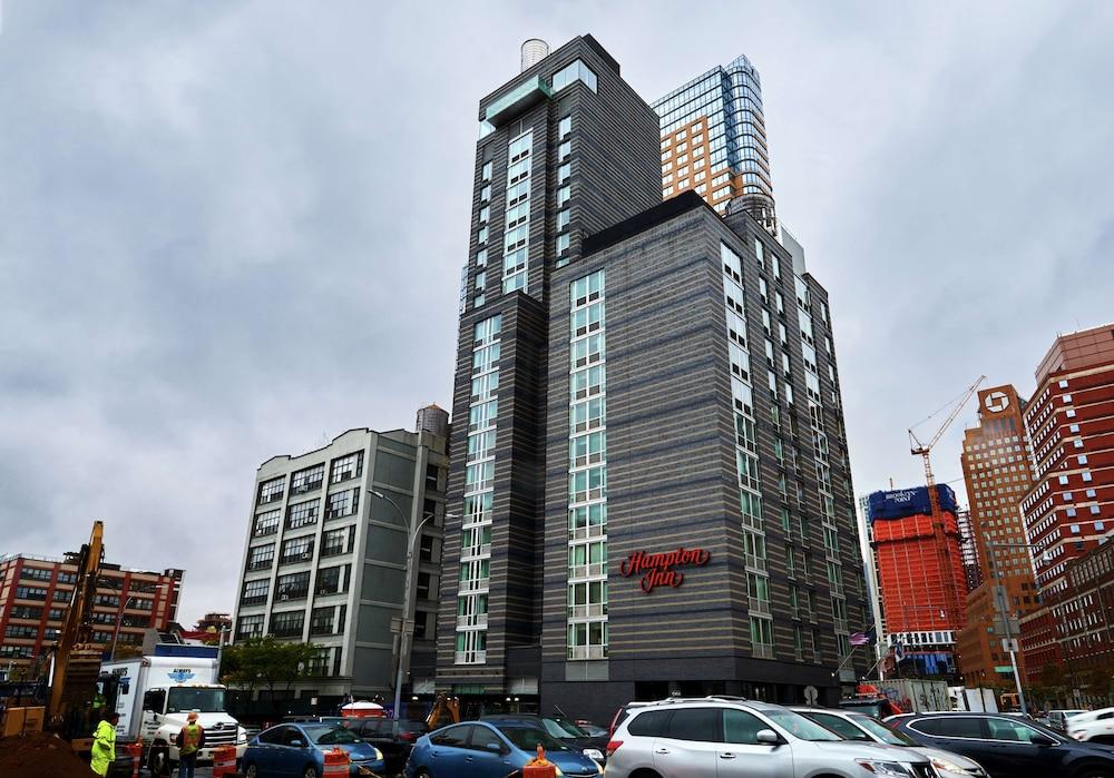 Hampton Inn Brooklyn Downtown NY - Tap to explore photos