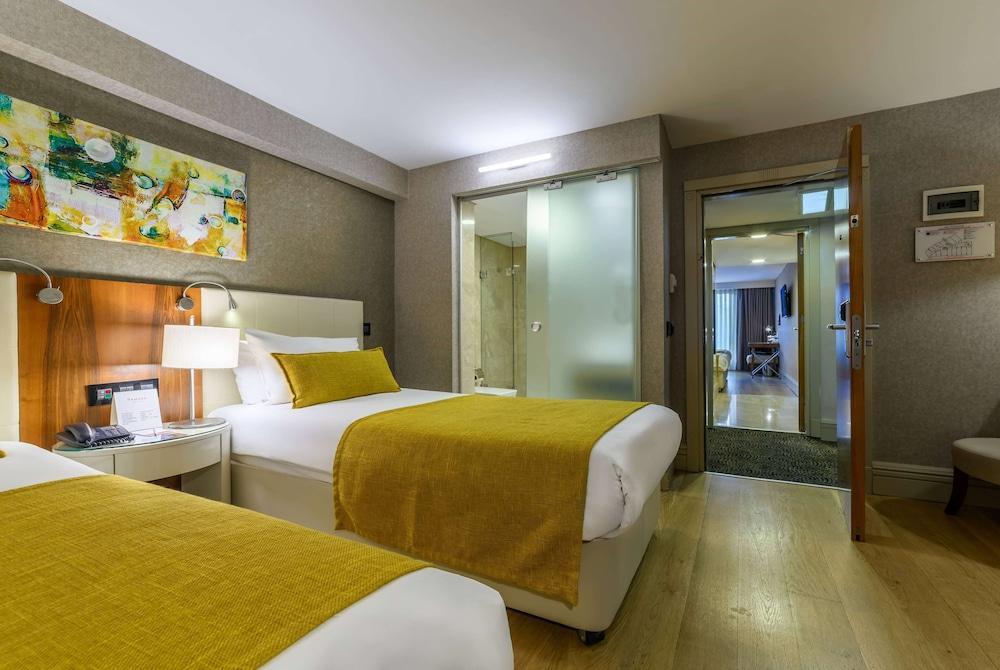 Ramada Istanbul Grand Bazaar Room Type - 4 Single Beds, Economic Family Suite, Non-Smoking Ramada Istanbul Grand Bazaar Room Type - 4 Single Beds, Economic Family Suite, Non-Smoking