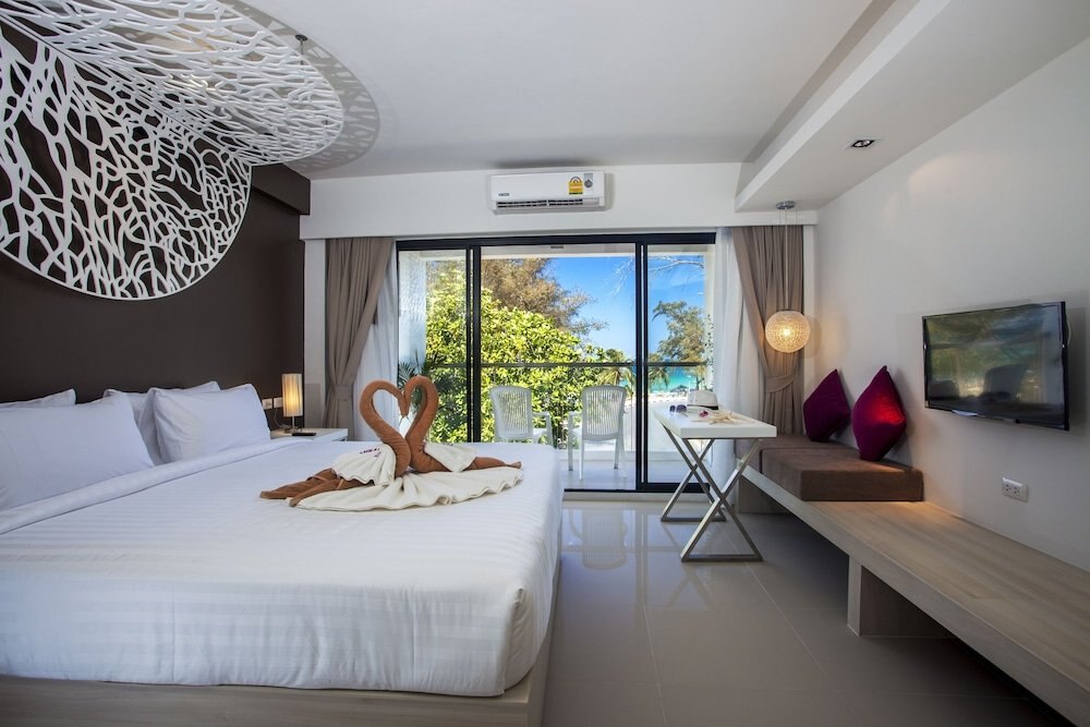 Coral Inn Room Type - Coral Deluxe Seaview