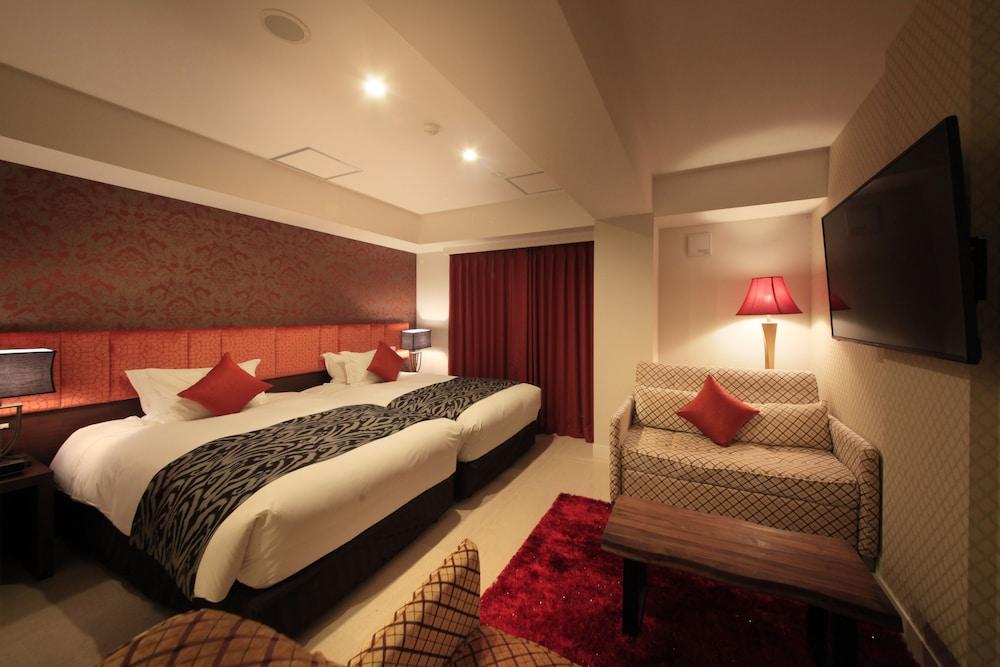 Centurion Hotel Grand Akasaka Room Type - Comfort Twin Room -Non Smoking (2 Semi-double Bed) - Annex - Sofa bed is from 3rd Adult Centurion Hotel Grand Akasaka Room Type - Comfort Twin Room -Non Smoking (2 Semi-double Bed) - Annex - Sofa bed is from 3rd Adult