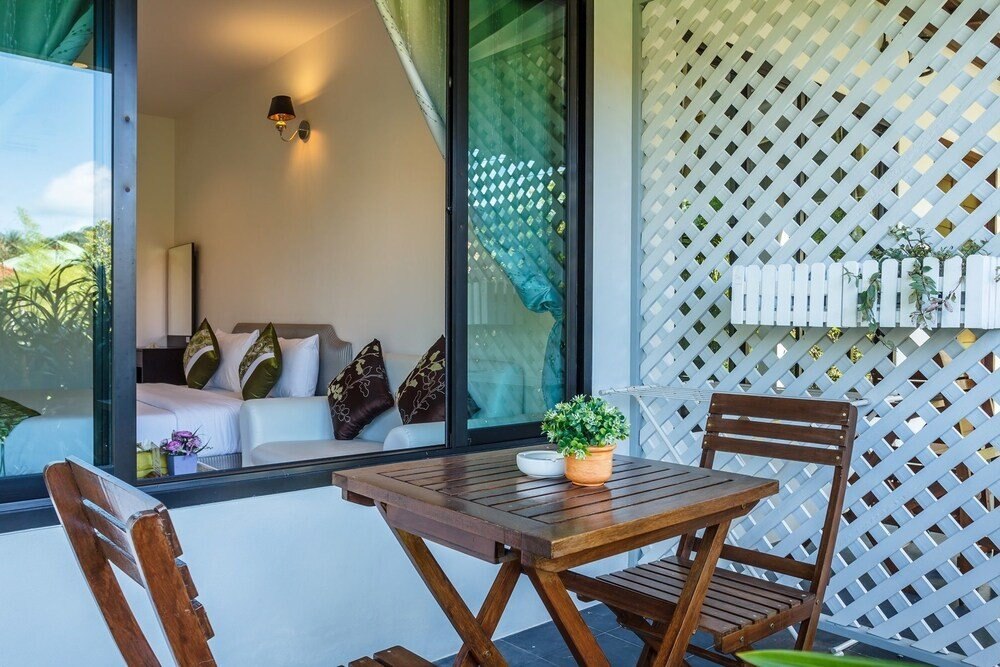 Baan Armeen Cottage - Tap to explore photos