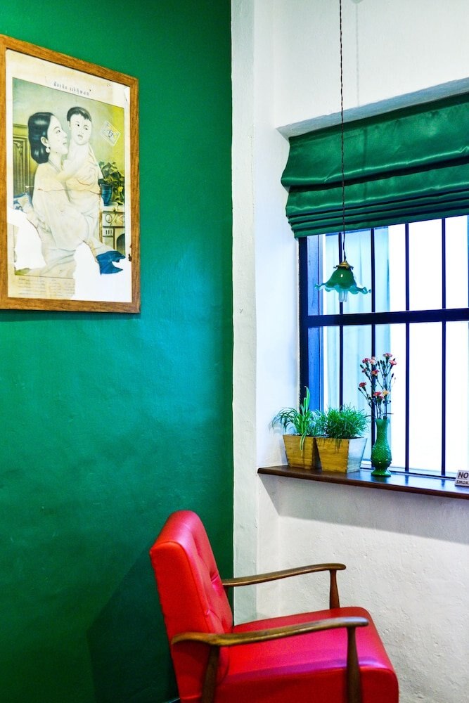 The Rommanee Classic Guesthouse - Tap to explore photos