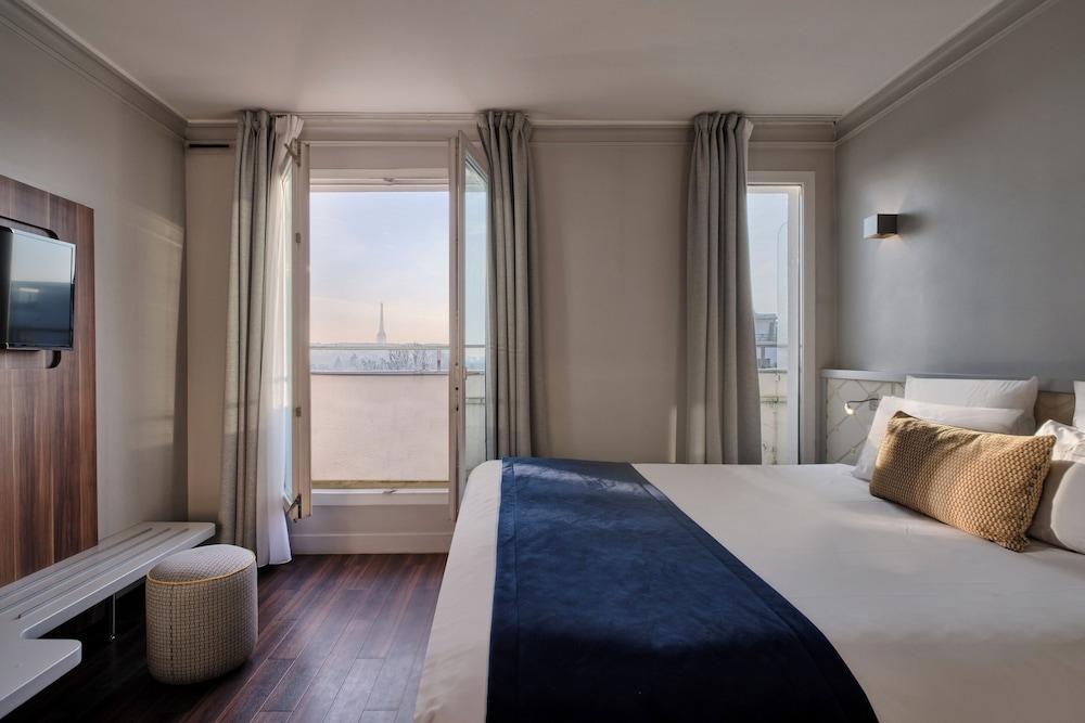 Hotel Atrium by HappyCulture Room Type - Room Double or Twin Classic View Tour Eiffel