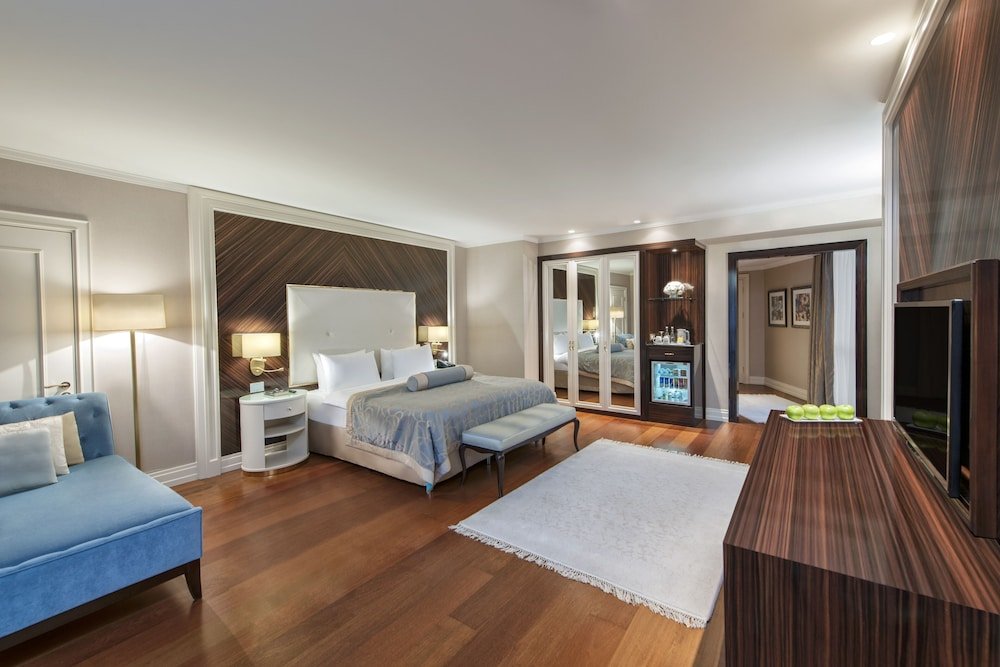 Elite World Istanbul Florya Room Type - Junior Suite with Queen Size Bed