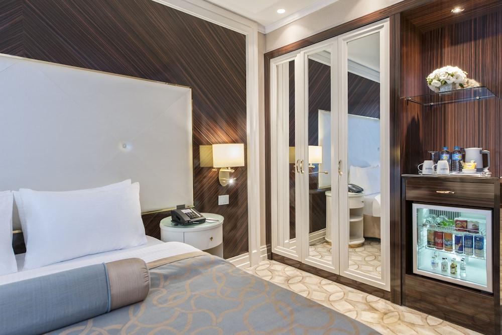 Elite World Istanbul Florya Room Type - Premium Room with Queen Size Bed