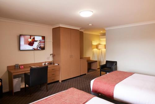 Ramada Hotel & Suites Sydney Cabramatta Room Type - Deluxe Twin
