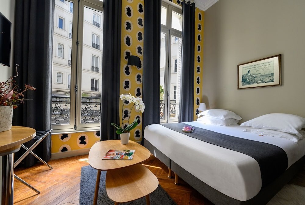 Hôtel Helzear Champs Elysées Room Type - Deluxe room