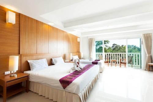 Rawai Princess Hotel Room Type - Family Room with Balcony
