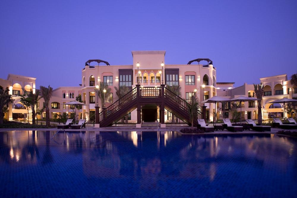 Al Raha Beach Hotel Villas