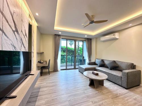 The Regent Phuket Bangtao Beach Room Type - Deluxe Suite The Regent Phuket Bangtao Beach Room Type - Deluxe Suite