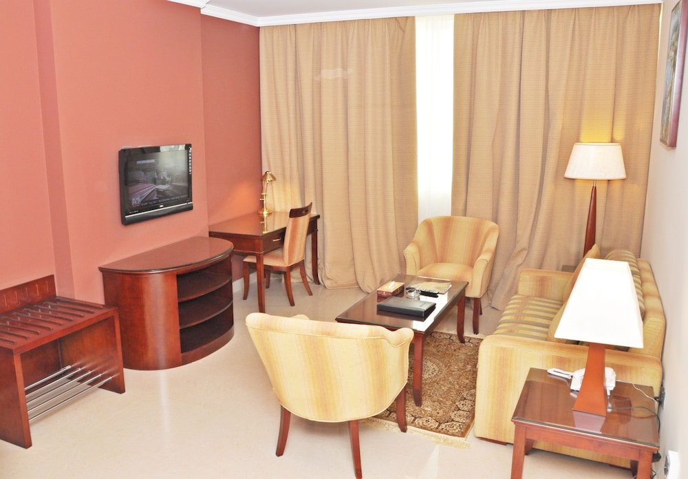 Ramee Royal Hotel Apartments Abu Dhabi Price Address Reviews The centre of abu dhabi is 2 km from the accommodation.al reem island is also located near the hotel. makemytrip
