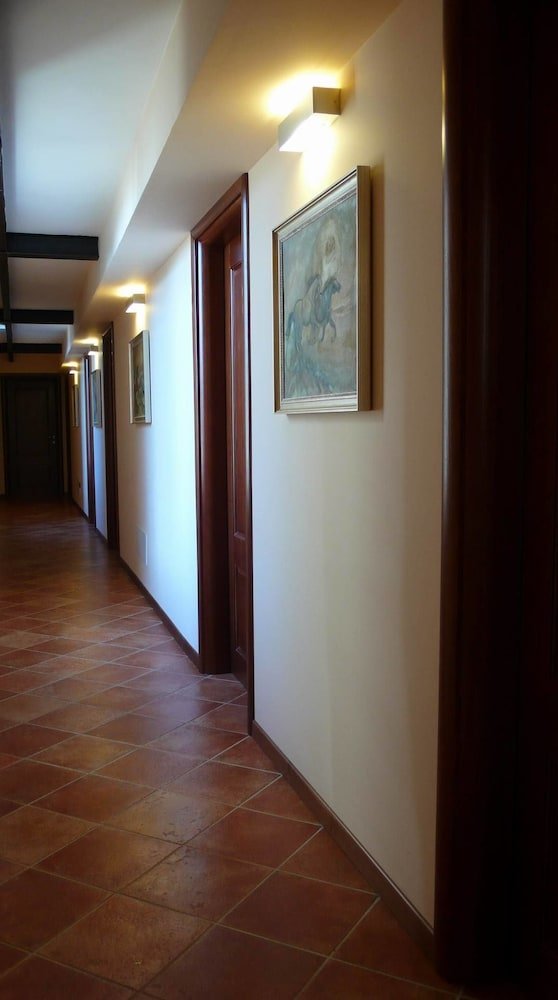 Locanda delle Corse - Tap to explore photos