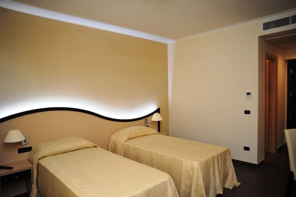 Hotel Ristorante Villa Icidia Room Type - Deluxe Double Room