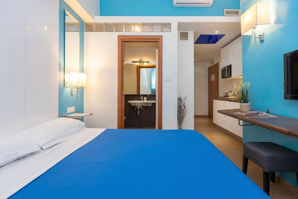 InternoUno Room Type - Standard Double Room
