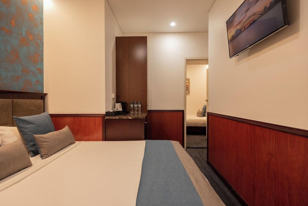 YEHS Hotel Sydney CBD - Tap to explore photos