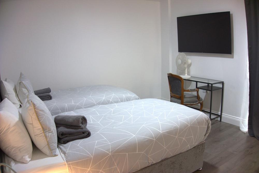 Abbey Point Hotel Room Type - Super King/Twin
