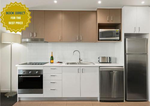Quest Cheltenham Room Type - Three-Bedroom Apartment Quest Cheltenham Room Type - Three-Bedroom Apartment