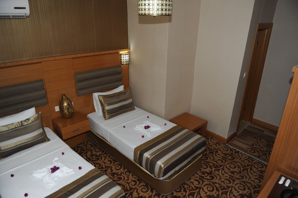 Alfa Hotel Room Type - Standard Twin Room