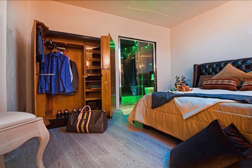 Pantheon Relais Room Type - Deluxe Double Room