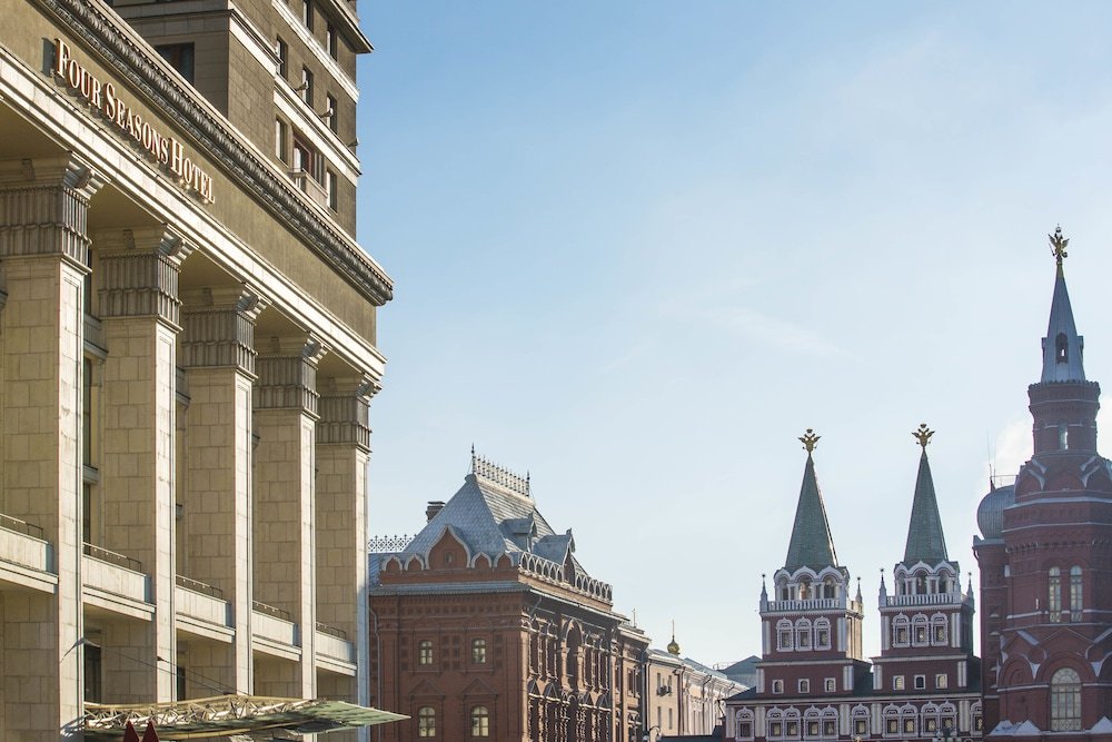 Four Seasons Hotel Moscow - Tap to explore photos