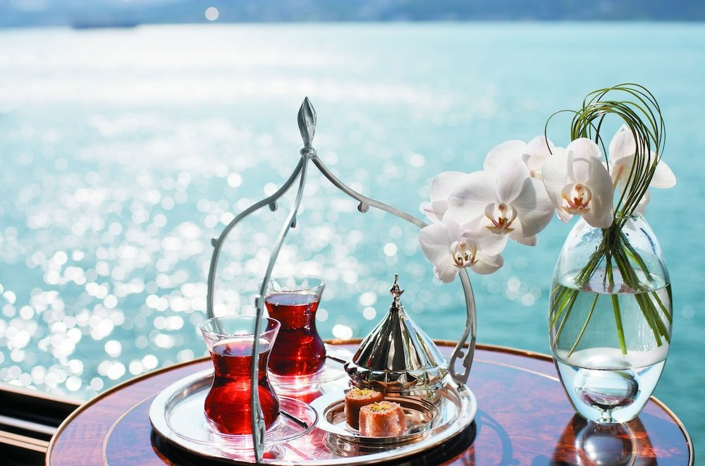 Shangri-La Bosphorus Istanbul Room Type - Room, Terrace (Horizon Bosphorus)