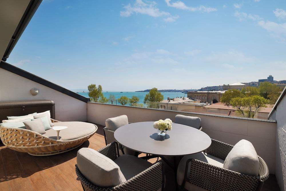 Shangri-La Bosphorus Istanbul Room Type - Executive Bosphorus Suite