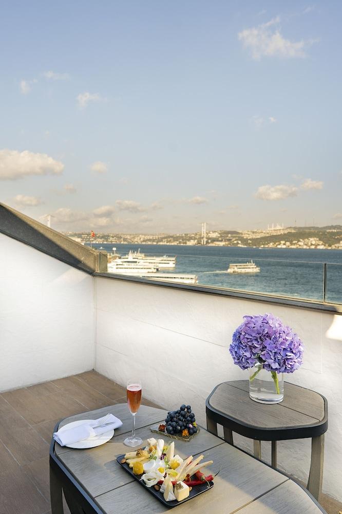 Shangri-La Bosphorus Istanbul Room Type - Horizon, Junior Suite, Terrace