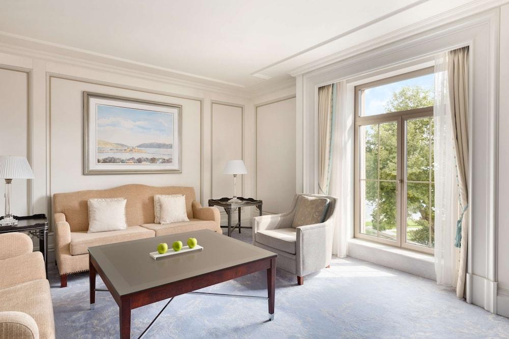 Shangri-La Bosphorus Istanbul Room Type - Executive Suite