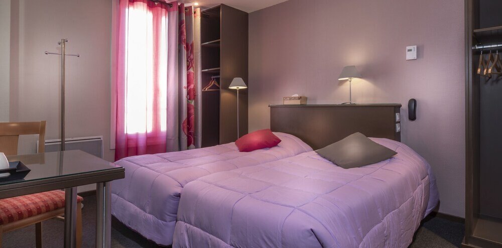 Montsouris Orléans Hotel Room Type - Standard Twin Room