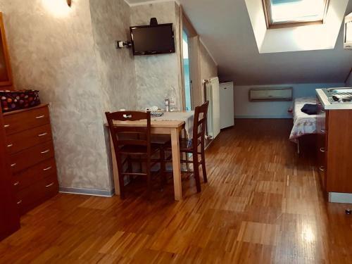 Aurelia Garden Gold B&B Room Type - Superior Triple Room