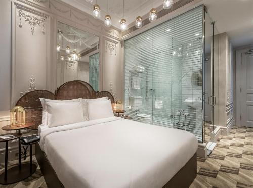 The Stay Bosphorus Room Type - Deluxe Bosphorus Suite with partial Bosphorus View