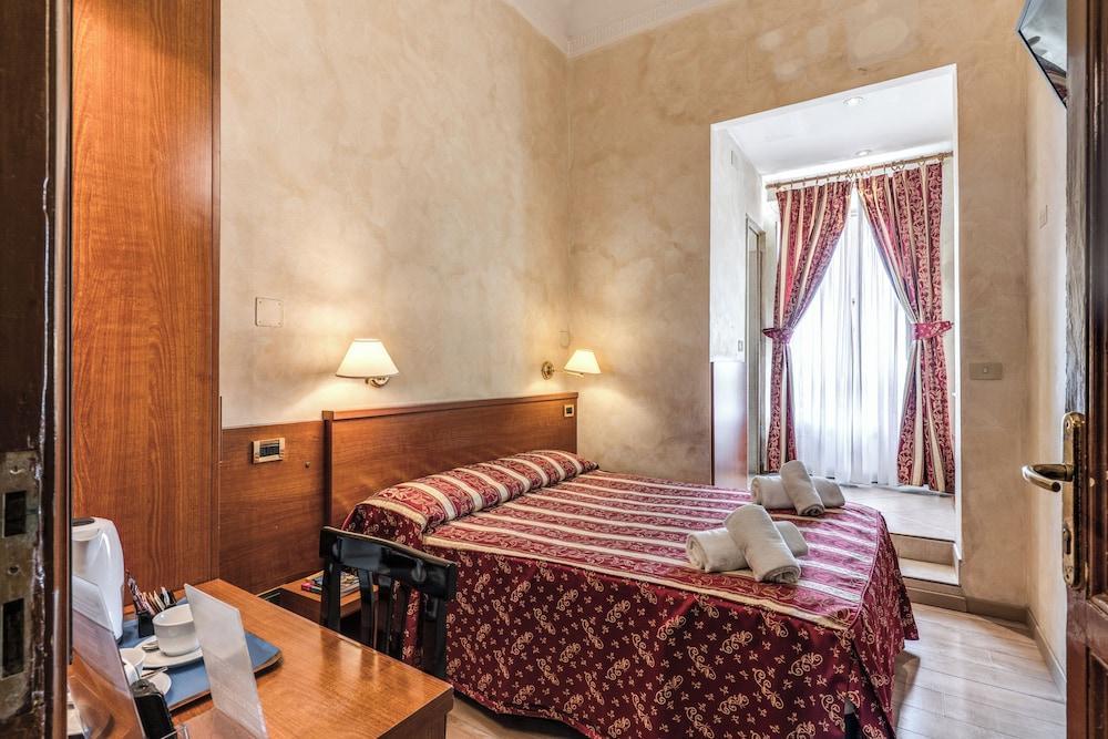 Hotel Labelle Room Type - Economy Double Room, City View Hotel Labelle Room Type - Economy Double Room, City View