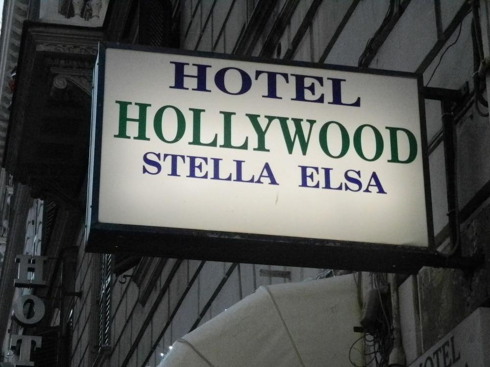 Hollywood Roma - Tap to explore photos