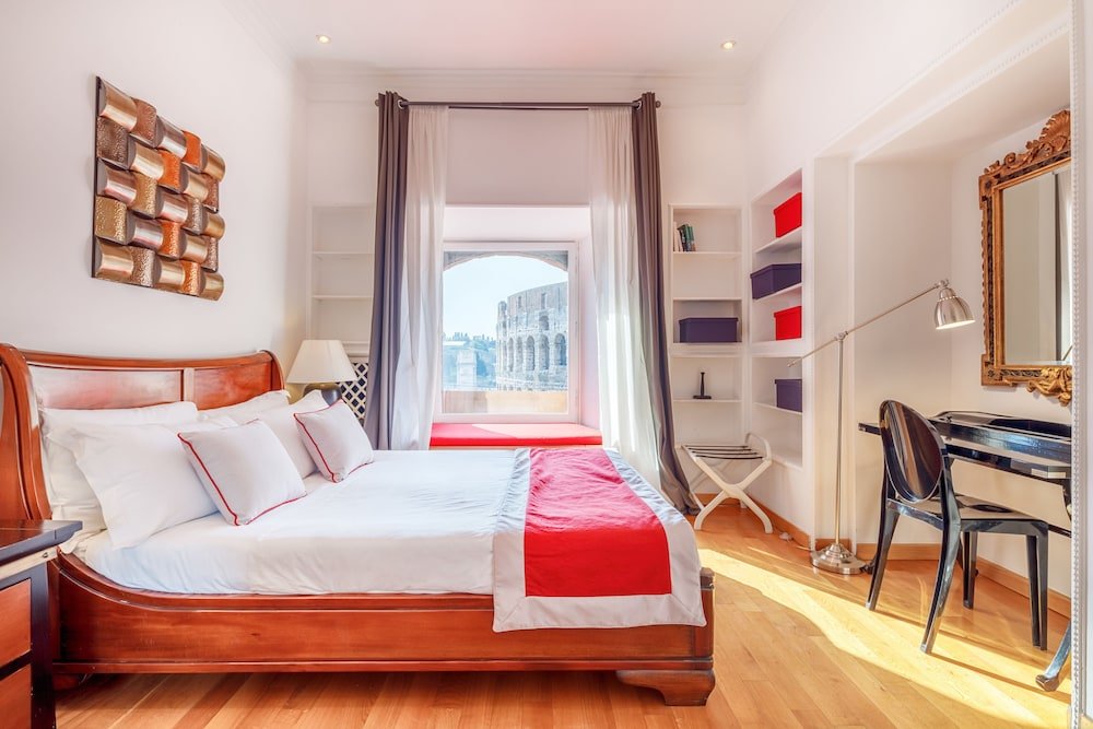 N° 9 Colosseo Room Type - Double Room (with Coliseum View)