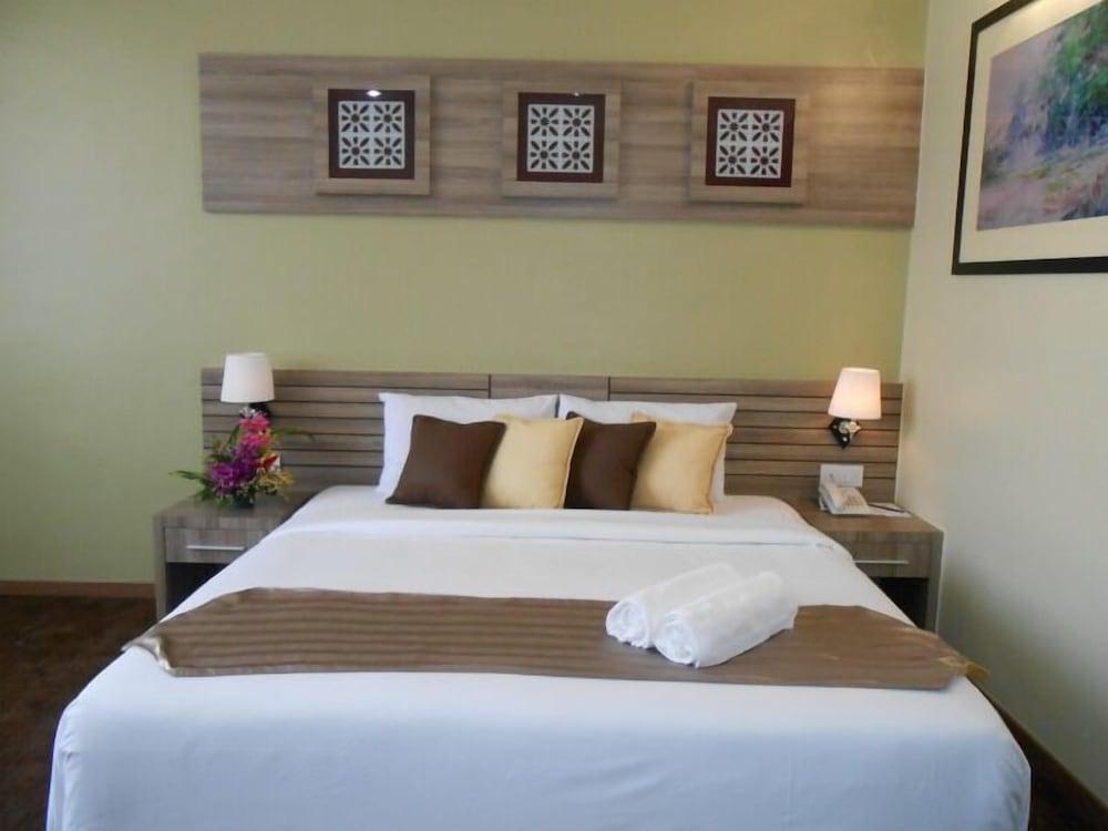 HIG Hotel & Convention Langkawi - Tap to explore photos