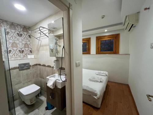 Le Safran Suite Room Type - Economy Triple Room Le Safran Suite Room Type - Economy Triple Room