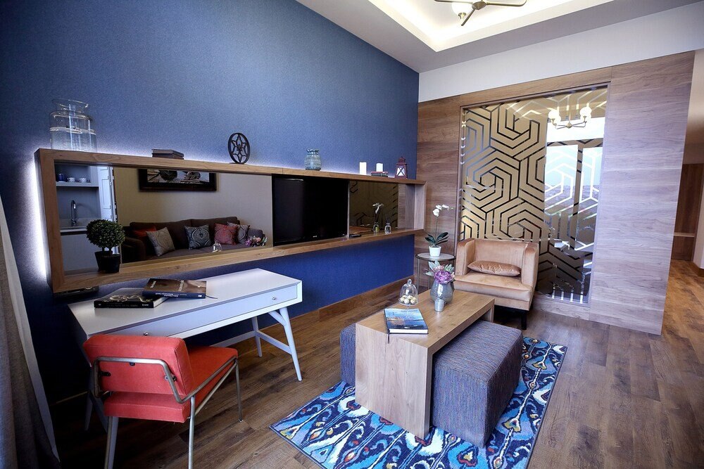 Vialand Palace Hotel Room Type - Deluxe Home