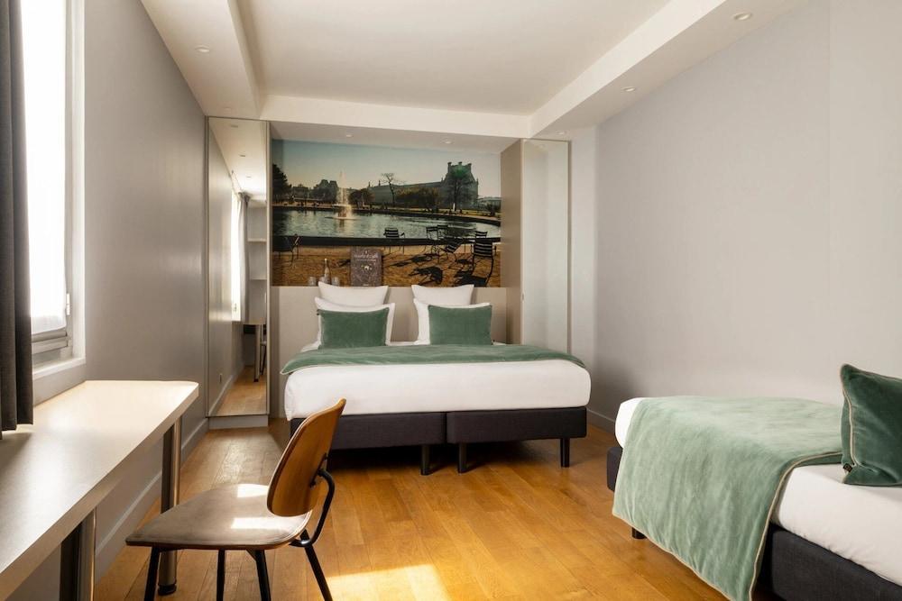 Midnight H Room Type - Executive Triple Room