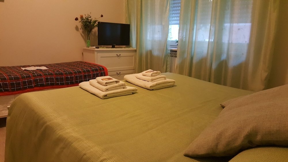 Domina Romae B&B Room Type - Economy Double Room, Private Bathroom Domina Romae B&B Room Type - Economy Double Room, Private Bathroom