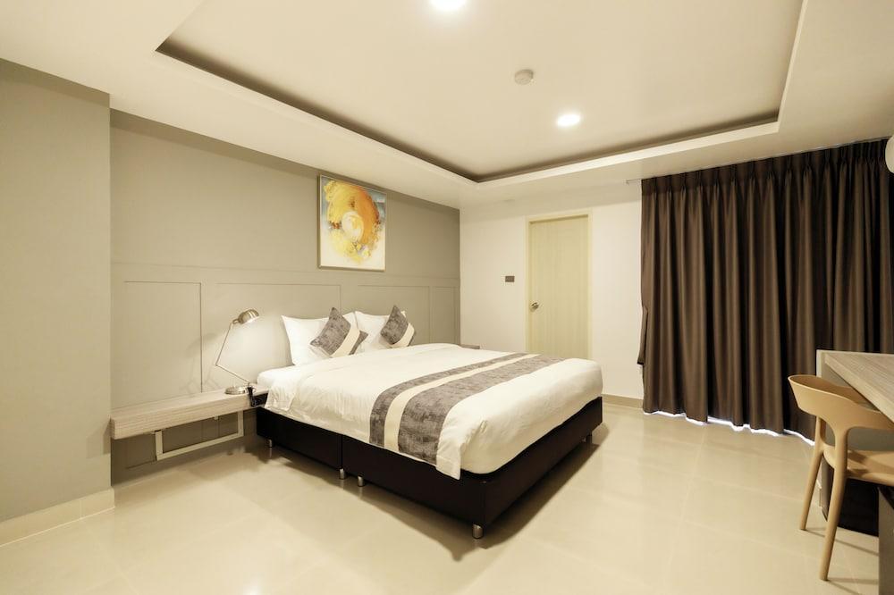 UTD 8 Hotel & Residence Room Type - Standard Room