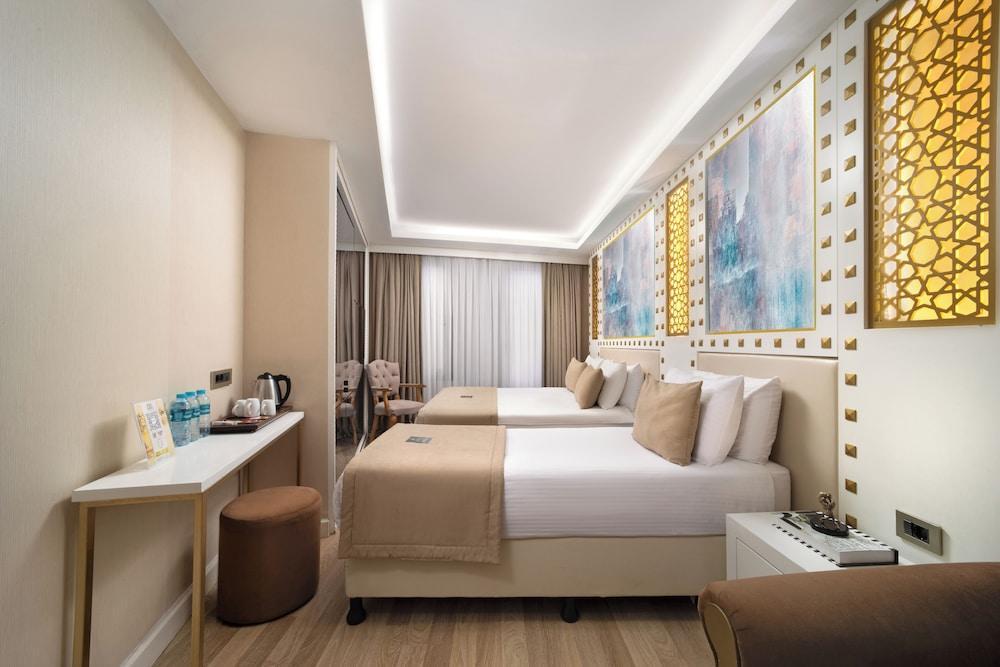Great Fortune Hotel and Spa Room Type - Standard Triple Room