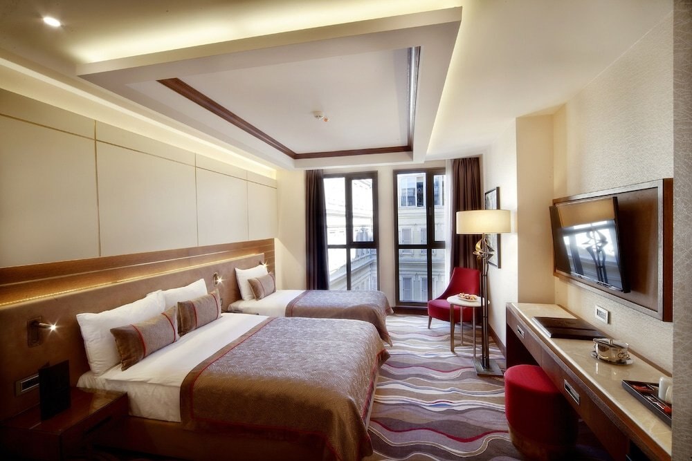 Grand Hotel De Pera Room Type - Superior Room with Whirlpool Grand Hotel De Pera Room Type - Superior Room with Whirlpool