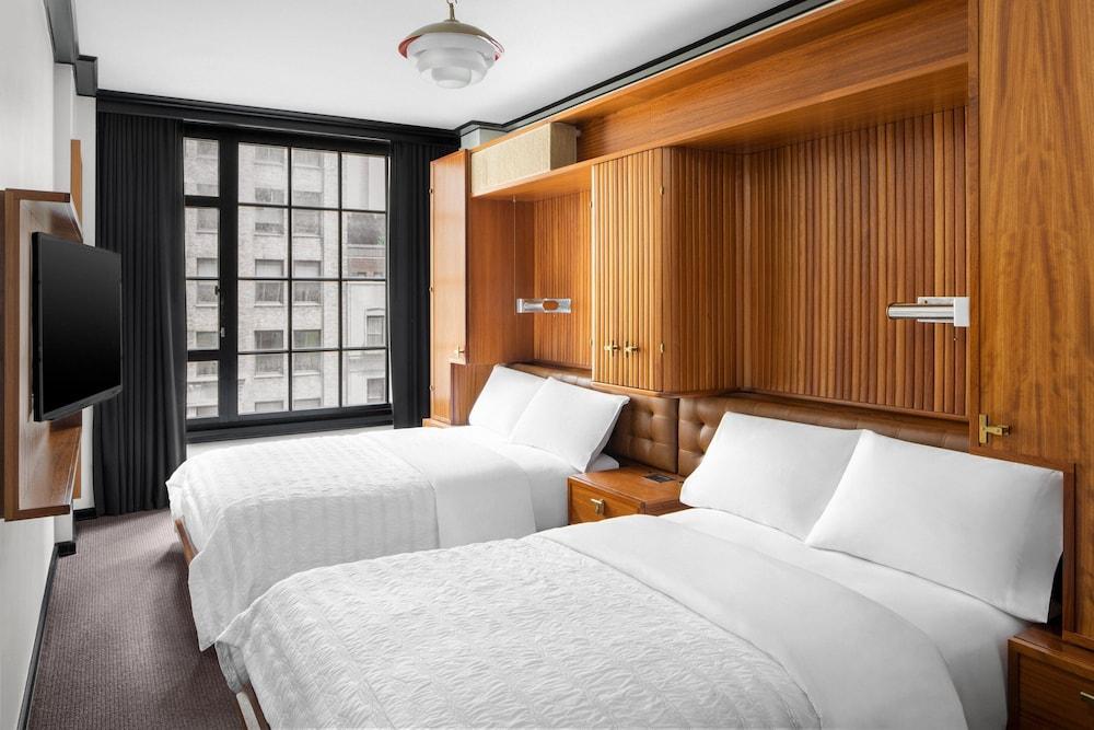 Le Meridien New York, Central Park by Marriott - Tap to explore photos