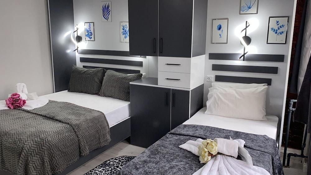 Taksim Green House Hostel Room Type - Family Room