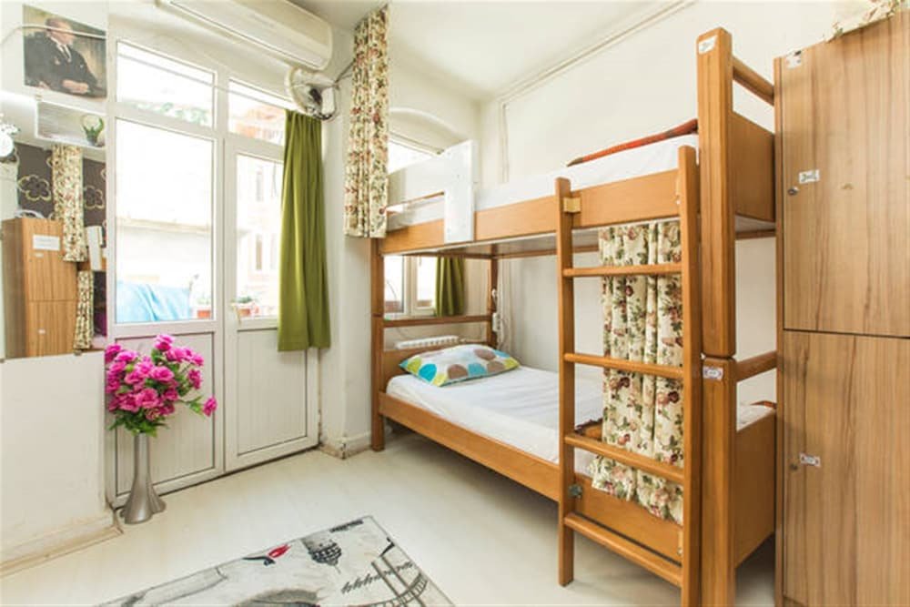 Taksim Green House Hostel Room Type - Shared Dormitory, Women only